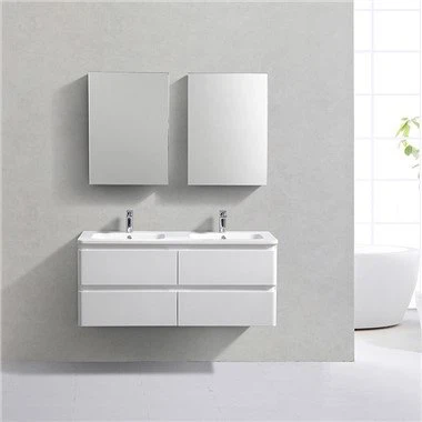 Dulap de baie cu perete alb